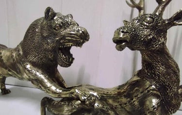 "Dramatic brass sculpture of predator-prey wildlife scene-Ready for global shipment"