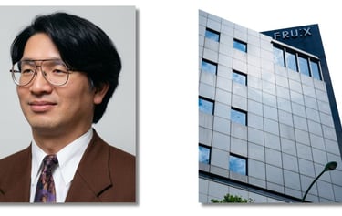 Esq: Responsável por Relações Públicas da St. Giga Sr. Matsuo, Dir: Edifício FRU:X