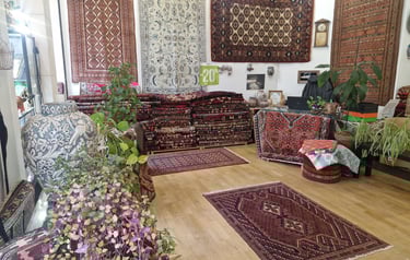 Découvrez notre galerie au pied de la Tour Eiffel tapis-galerie de suffren