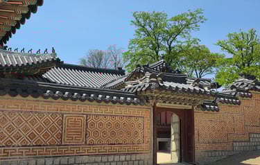 Gyeongbokgung wall