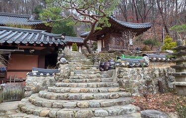 Donghaksa staircase