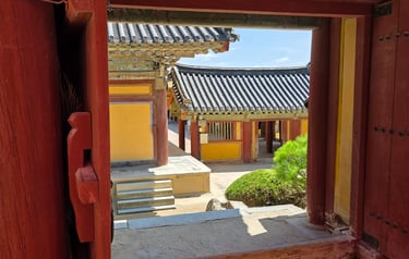 Doorway view of Bulguksa buildings