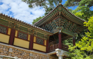End view of Jahamun Gate
