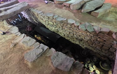 Tomb 44 main burial reconstruction