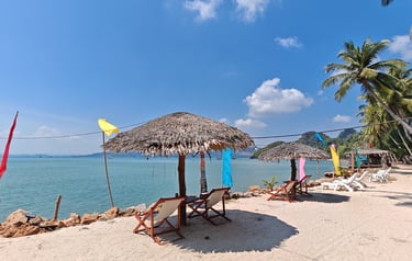 Baan Koh Teab (บ้านเกาะเตียบ), Pathio Chumphon