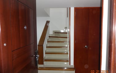 ESCALERA CASA MODELIA