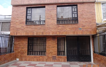 FACHADA FINAL CASA MODELIA