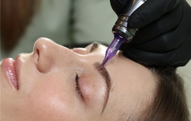 Tratamiento de microblading de cejas en Alhaurín el Grande, Málaga