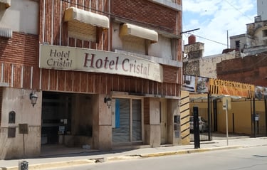 Fachada hotel Cristal