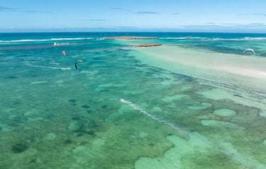 Rider en kitesurf sur le spot de Sakalava Madagascar