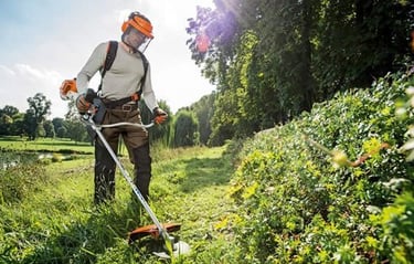 Jardinier débroussaillage à Albi dans le Tarn