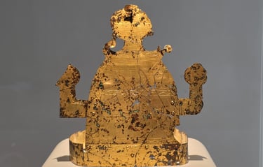 Gaya gold crown