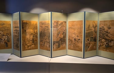 Folding screen