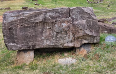 Dolmen 2241