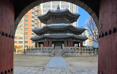 Gate view of Hwangudan Altar