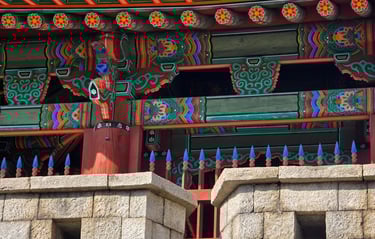 Architectural detail of Pungnammun Gate