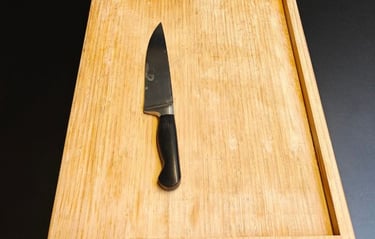  Wooden cutting board for safe and precise knife work