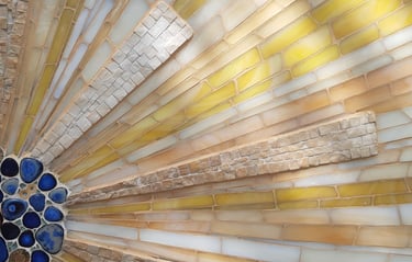 décor de fontaine, mosaïque de verre et marbre