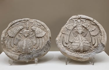 Auspicious bird design roof end tiles