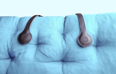 Audiva version cuir sur canapé