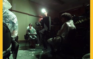 performance esperamos violência (Grupo S.V. Lab. de teatro)