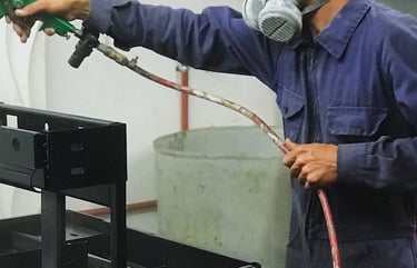 Trabajo de pintura sobre maquina de cafe