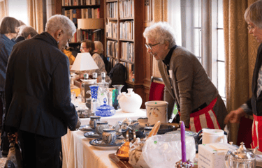 2016 Benefit Treasures Table