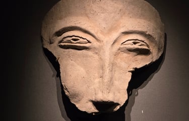 Goryeo face shaped tile