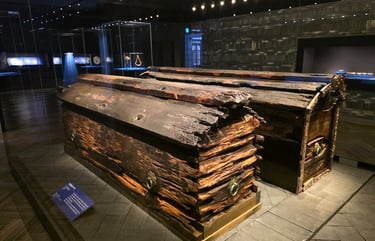 Queen's and King's coffins