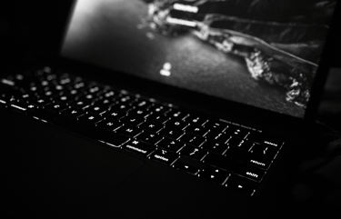 Stay up to date with hardware and software services