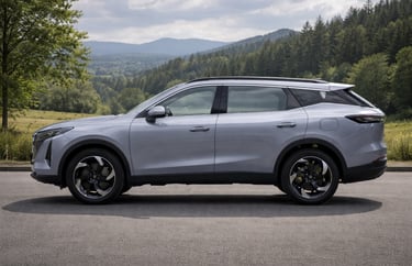 Chery Tiggo 7L cinza em estrada com paisagem natural ao fundo mostrando design moderno