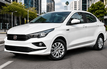 Fiat Cronos 1.3 2018 branco estacionado em ambiente urbano