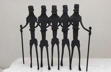 "Handcrafted tribal iron sculpture of 5 figures performing group dance – Bastar art-for global buyers"