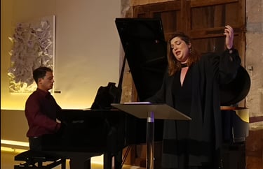Laure de La Fuente, veu i Llorenç Prats, piano