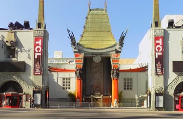 chinese-theatre-walk-of-fame-los-angeles