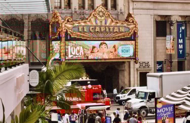 el-capitan-theatre-disney-hollywood-walk-of-fame-los-angeles