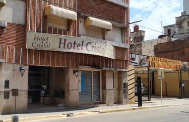 Fachada hotel Cristal