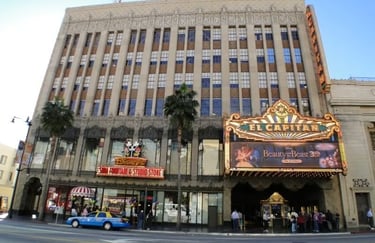 el-capitan-theatre-disney-hollywood-walk-of-fame-los-angeles