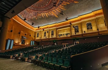 netflix-egyptian-theatre-decor-inside-hollywood-losangeles