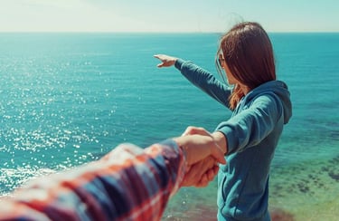 girl looking at sea