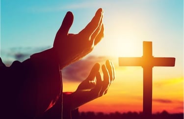 praying in sunset