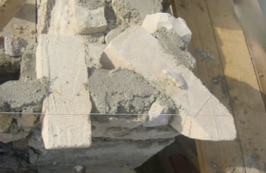 Montagem dos apoio das calhas de água pluvial