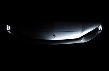Teaser frontal do novo Nissan Skyline destaca design futurista e iluminação em LED