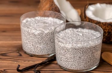 Pudim de coco com chia