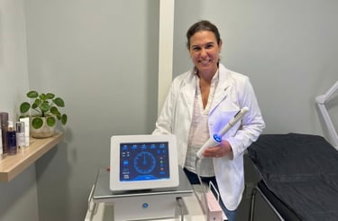 Dra. Valeria Montero con su equipo de HIFU
