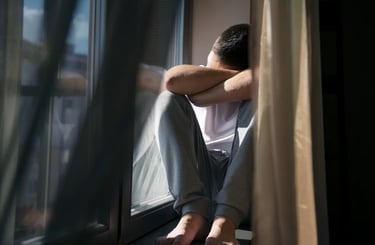 homme en dépression. Sortir de la depression avec un magnétiseur à Nantes