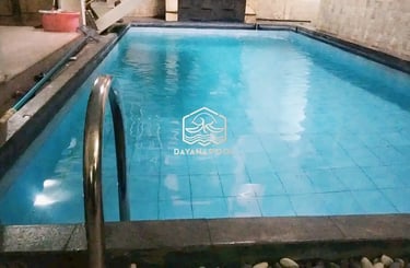 Pembuatan kolam renang di daerah Demak oleh tim dayanapool