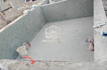 pembangunan kolam renang minimalis dengan struktur beton oleh dayanapool