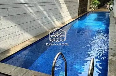 kolam renang minimalis.