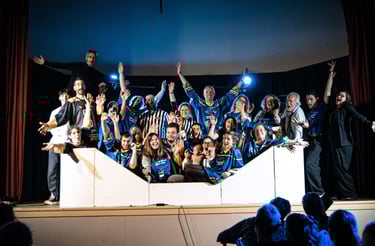 Photo de présentation Constellations Éphémères présentation de toute l'équipe festival 2025
